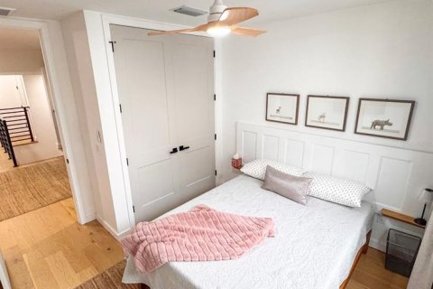 Touwnhouse à louer à Tampa, Floride: 4 chambres, 309.27 m2 № 1817338 - photo 11