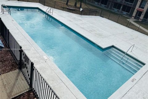 Condominio en venta en Davenport, Florida, 1 dormitorio, 27.87 m2 № 2077331 - foto 13
