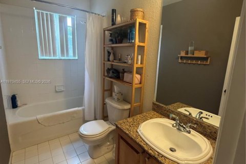 Condominio en venta en Boynton Beach, Florida, 2 dormitorios, 106.19 m2 № 2033137 - foto 21