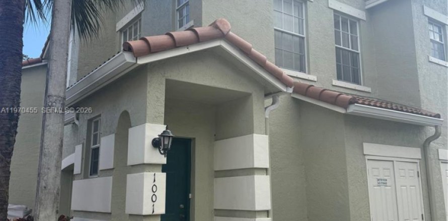 Condominio en Boynton Beach, Florida, 2 dormitorios № 2033137