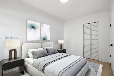 House in Fort Lauderdale, Florida 2 bedrooms, 81.01 sq.m. № 2068217 - photo 24