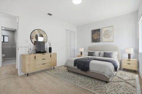 House in Fort Lauderdale, Florida 2 bedrooms, 81.01 sq.m. № 2068217 - photo 20