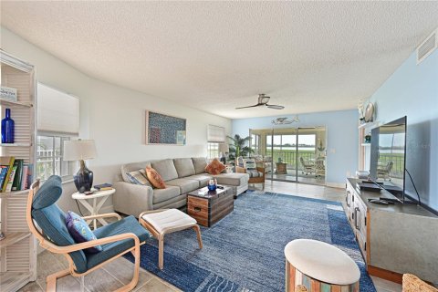 Condominio en venta en Bradenton, Florida, 3 dormitorios, 173.36 m2 № 2142329 - foto 5