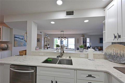 Condominio en venta en Bradenton, Florida, 3 dormitorios, 173.36 m2 № 2142329 - foto 15