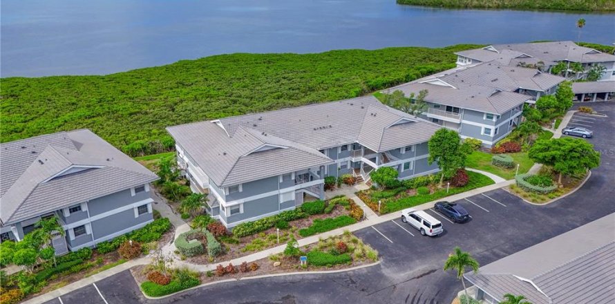 Condominio en Bradenton, Florida, 3 dormitorios № 2142329