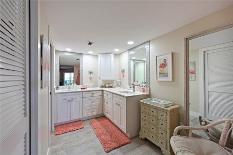 Condominio en venta en Bradenton, Florida, 3 dormitorios, 173.36 m2 № 2142329 - foto 19