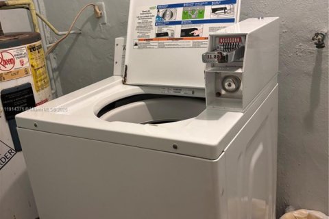 Condo in Pompano Beach, Florida, 1 bedroom  № 1970532 - photo 24