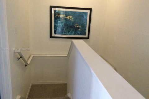 Снять в аренду таунхаус в Киссимми, Флорида 3 спальни, № 1959447 - фото 12