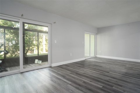 Copropriété à vendre à Deltona, Floride: 2 chambres, 83.33 m2 № 1577338 - photo 2