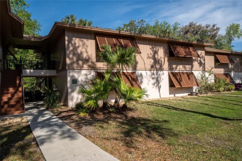 Copropriété à vendre à Deltona, Floride: 2 chambres, 83.33 m2 № 1577338 - photo 1