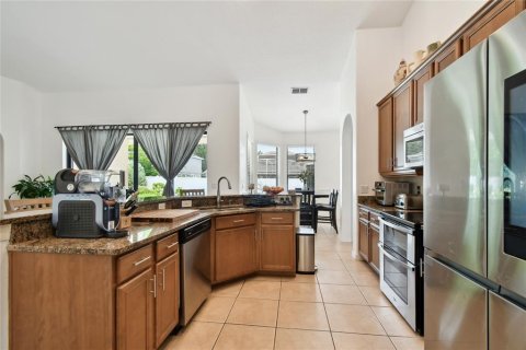 House in Lake Mary, Florida 4 bedrooms, 237.74 sq.m. № 1815229 - photo 27