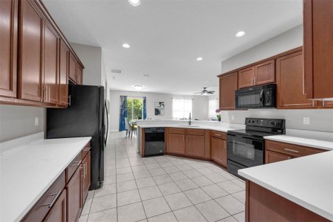 Купить виллу или дом в Киссимми, Флорида 3 комнаты, 248.05м2, № 1690050 - фото 4