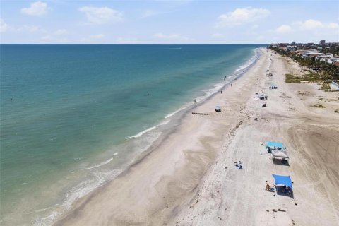 Condo in Madeira Beach, Florida, 2 bedrooms  № 2393641 - photo 3