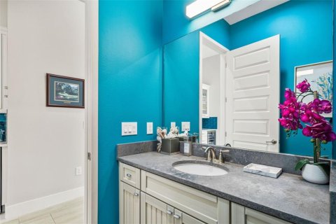 House in Four Corners, Florida 6 bedrooms, 487.74 sq.m. № 2149264 - photo 30