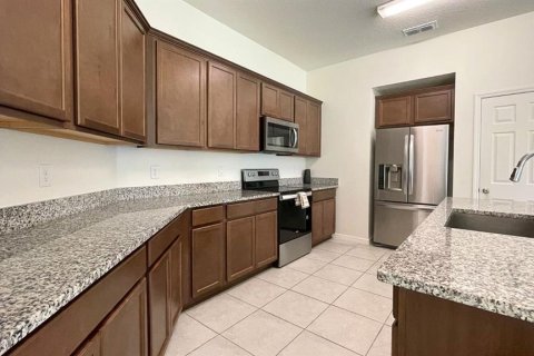 House in Clermont, Florida 4 bedrooms, 184.23 sq.m. № 2218697 - photo 23