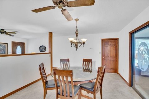 Villa ou maison à vendre à Sebastian, Floride: 2 chambres, 178.84 m2 № 2295016 - photo 5