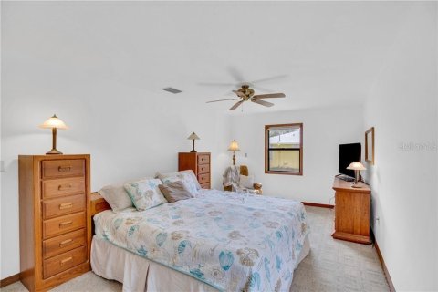Villa ou maison à vendre à Sebastian, Floride: 2 chambres, 178.84 m2 № 2295016 - photo 12