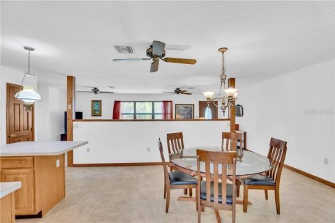 Villa ou maison à vendre à Sebastian, Floride: 2 chambres, 178.84 m2 № 2295016 - photo 8