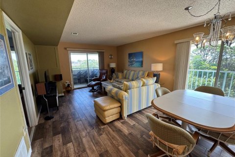 Condo in New Port Richey, Florida, 3 bedrooms  № 1886336 - photo 21