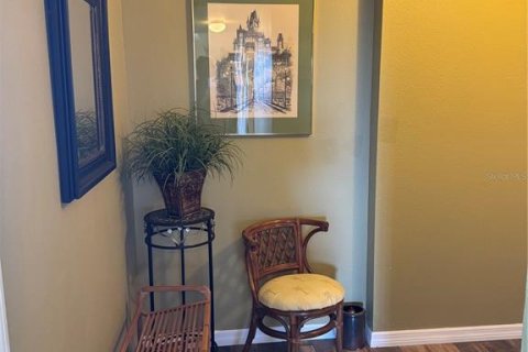 Condo in New Port Richey, Florida, 3 bedrooms  № 1886336 - photo 10