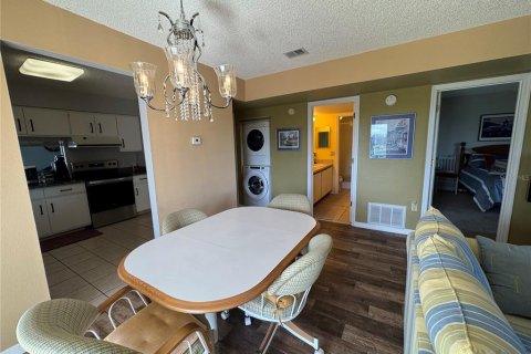Condo in New Port Richey, Florida, 3 bedrooms  № 1886336 - photo 24