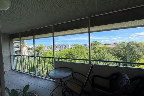 Condo in New Port Richey, Florida, 3 bedrooms  № 1886336 - photo 28