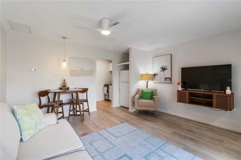 Copropriété à louer à Sarasota, Floride: 1 chambre, 39.76 m2 № 1895090 - photo 12