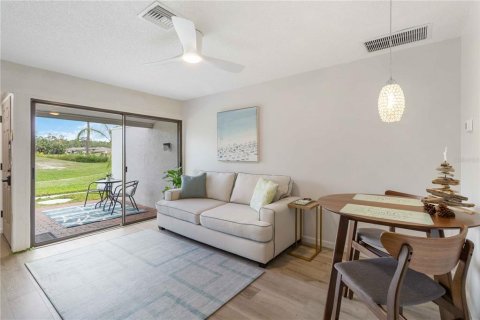 Copropriété à louer à Sarasota, Floride: 1 chambre, 39.76 m2 № 1895090 - photo 10