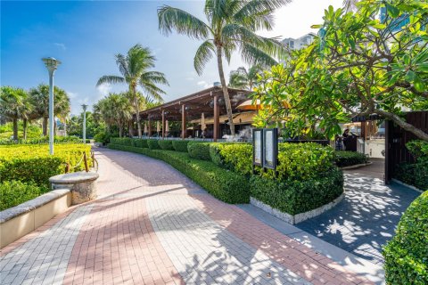 Condominio en venta en Miami Beach, Florida, 2 dormitorios, 107.95 m2 № 1707501 - foto 23