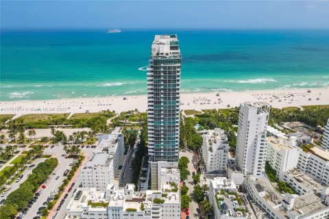 Condominio en venta en Miami Beach, Florida, 2 dormitorios, 107.95 m2 № 1707501 - foto 9
