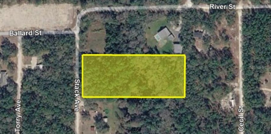Terreno en Interlachen, Florida № 2219079