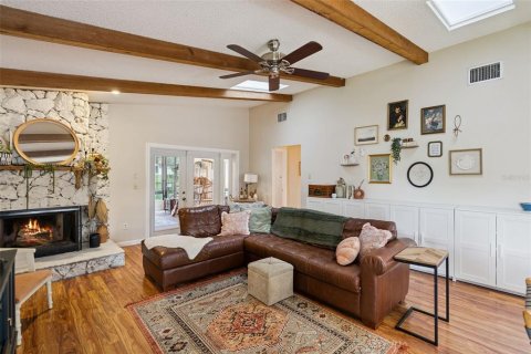 House in Winter Springs, Florida 2 bedrooms, 119.75 sq.m. № 2394208 - photo 7