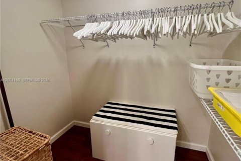 Condo in Lauderdale-by-the-Sea, Florida, 1 bedroom  № 2068409 - photo 18