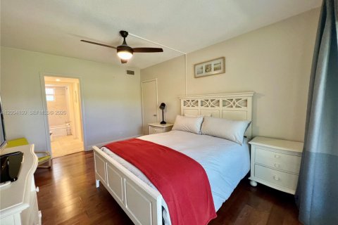 Condo in Lauderdale-by-the-Sea, Florida, 1 bedroom  № 2068409 - photo 4