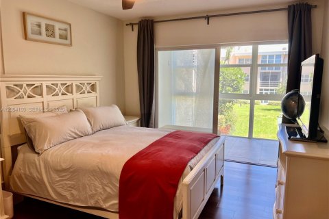 Condo in Lauderdale-by-the-Sea, Florida, 1 bedroom  № 2068409 - photo 11