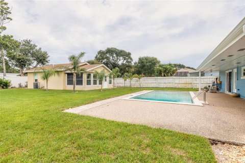 House in New Smyrna Beach, Florida 5 bedrooms, 174.66 sq.m. № 2285441 - photo 27