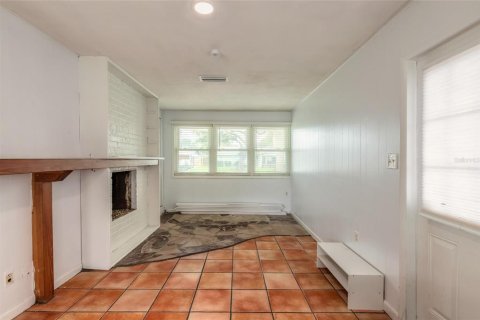 House in New Smyrna Beach, Florida 5 bedrooms, 174.66 sq.m. № 2285441 - photo 14