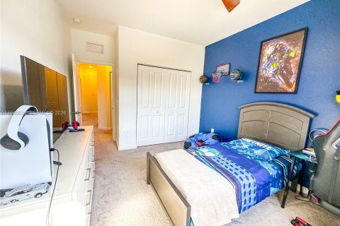 Townhouse in Homestead, Florida 3 bedrooms, 157.47 sq.m. № 2003609 - photo 17