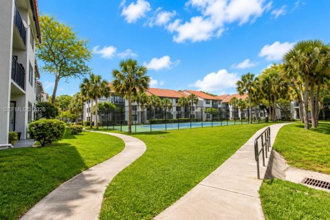 Condominio en venta en Coral Springs, Florida, 2 dormitorios, 91.6 m2 № 2243646 - foto 23