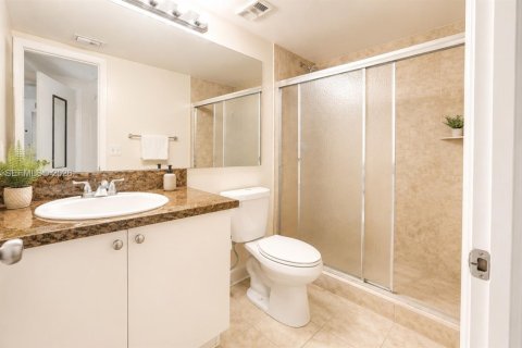 Condominio en venta en Coral Springs, Florida, 2 dormitorios, 91.6 m2 № 2243646 - foto 14