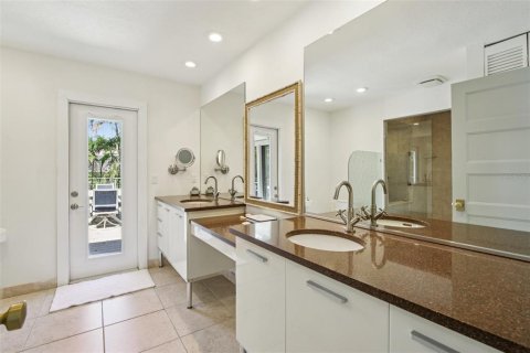 Villa ou maison à louer à Longboat Key, Floride: 4 chambres, 257.53 m2 № 2124595 - photo 8
