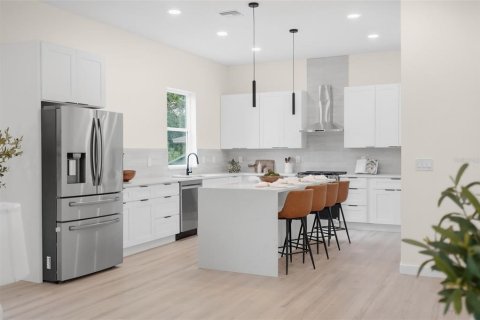 Townhouse in Saint Petersburg, Florida 4 bedrooms, 266.82 sq.m. № 2375600 - photo 13