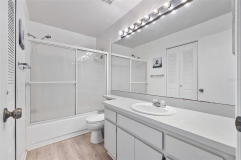 House in Tampa, Florida 2 bedrooms, 101.91 sq.m. № 1775392 - photo 23