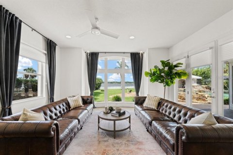 House in Ormond Beach, Florida 5 bedrooms, 501.49 sq.m. № 2104478 - photo 26
