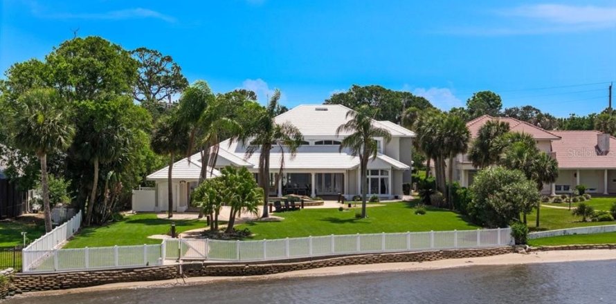 House in Ormond Beach, Florida 5 bedrooms, 501.49 sq.m. № 2104478