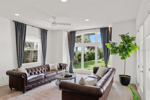 House in Ormond Beach, Florida 5 bedrooms, 501.49 sq.m. № 2104478 - photo 27