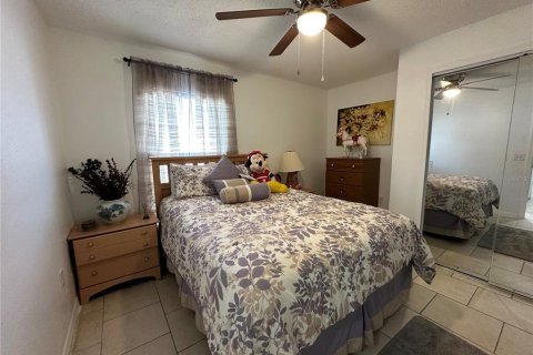 Casa en alquiler en Kissimmee, Florida, 3 dormitorios, 134.15 m2 № 1901765 - foto 26