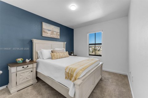 Townhouse in Florida City, Florida 3 bedrooms, 132.66 sq.m. № 2031677 - photo 22