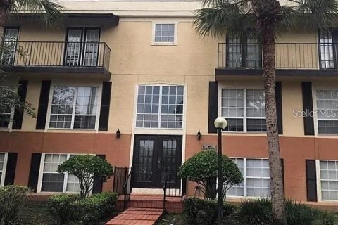 Condo in Orlando, Florida, 2 bedrooms № 2220035