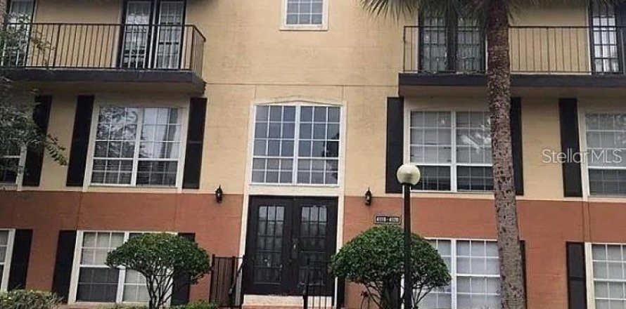 Condominio en Orlando, Florida, 2 dormitorios  № 2220035